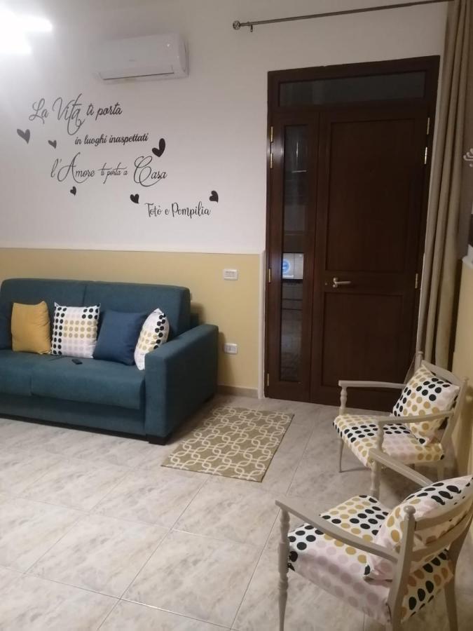 Casa Vacanze Campi Salentina Eksteriør billede