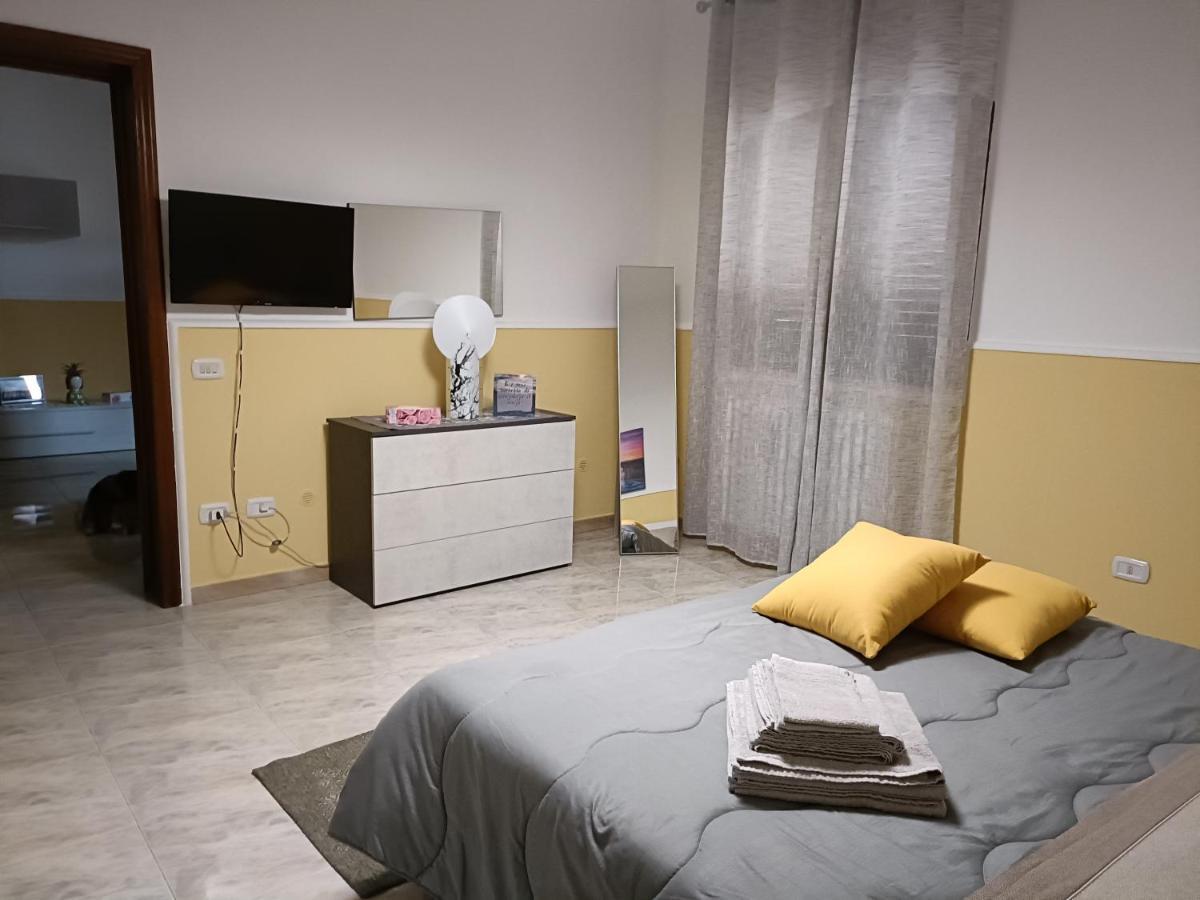 Casa Vacanze Campi Salentina Eksteriør billede