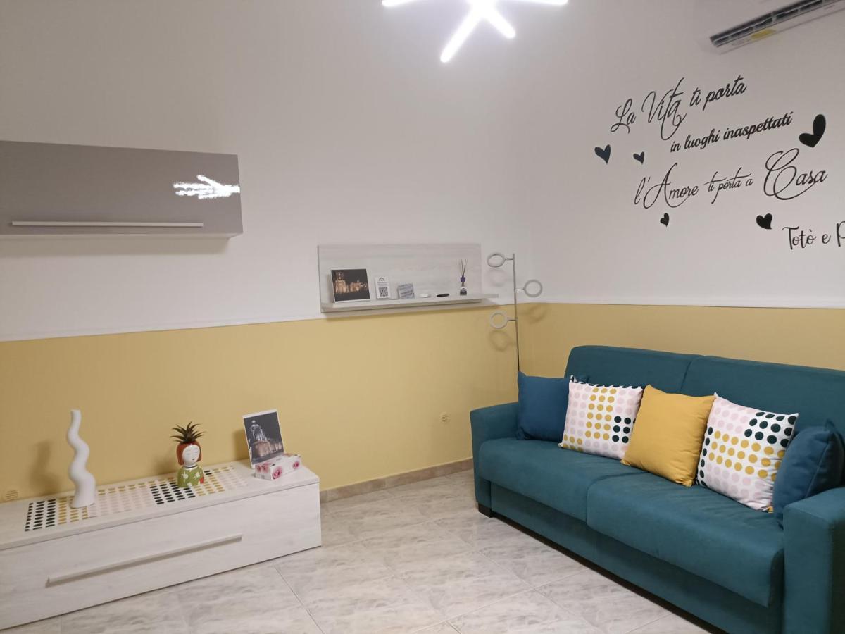 Casa Vacanze Campi Salentina Eksteriør billede
